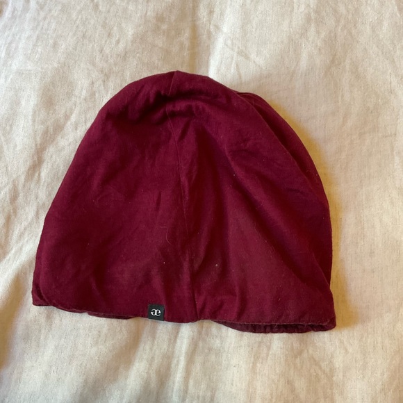 Grace Eleyae satin lined protective cap - Picture 3 of 5